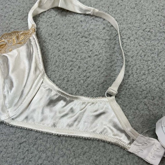Rene Rofe Bra 36C Underwire B5048 Silky satin Gold Trim Bra - Picture 3 of 9